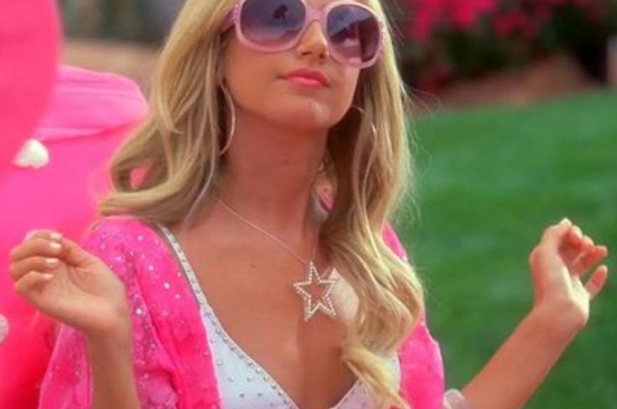 Take This Pink Quiz And I'll Give You An It Girl!