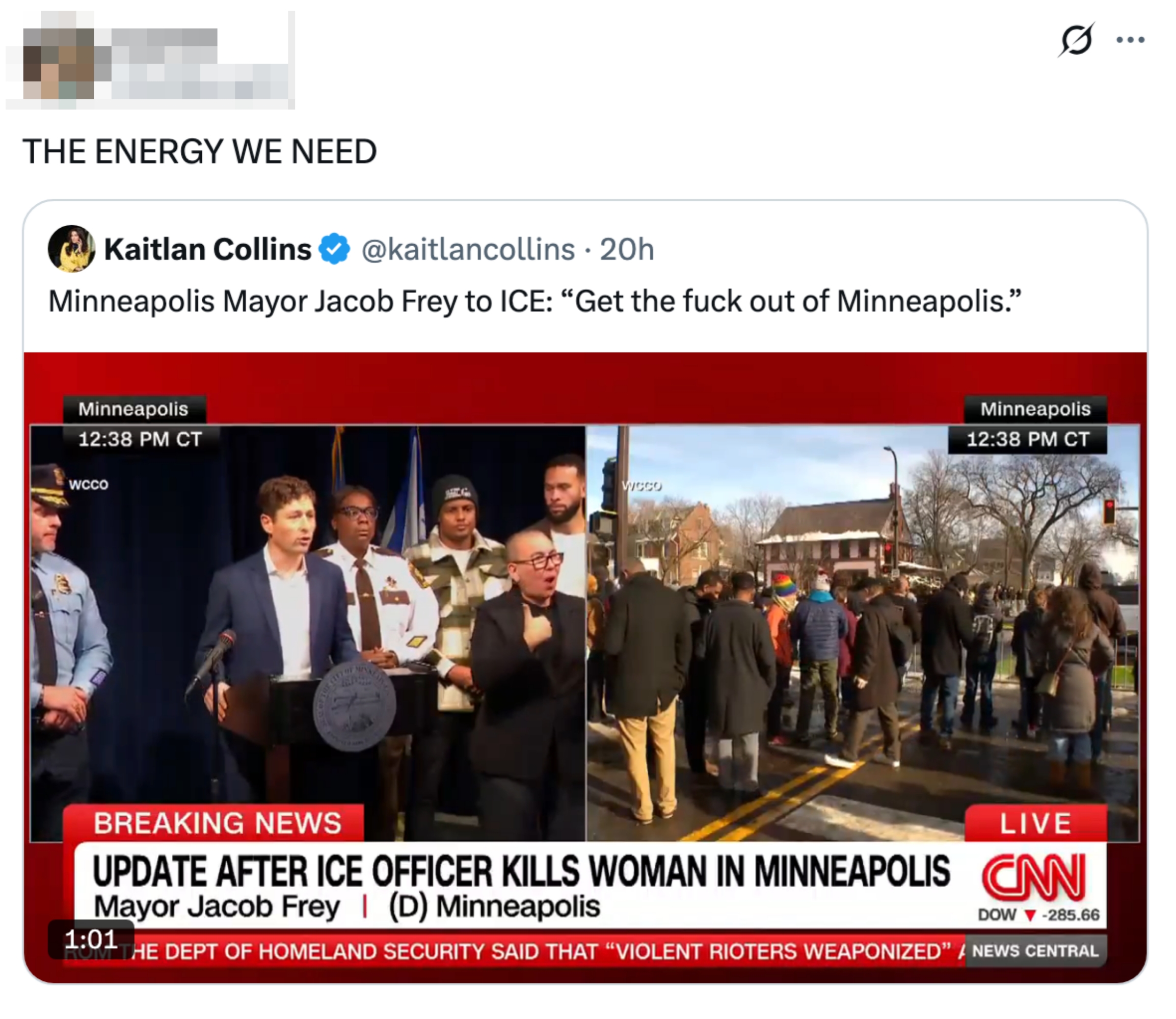Skjermbilde av en tweet med et nyhetssegment som viser Minneapolis-ordfører Jacob Frey som snakker på et podium med tjenestemenn og diskuterer ICE