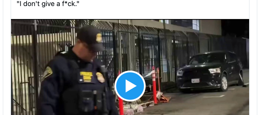 Skjermbilde av en tweet om et minnesmerke, med en kritisk bemerkning om respektløse handlinger mot lys tent til minne om Renee Good