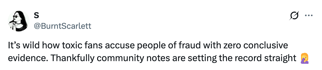 Tweet som diskuterer at giftige fans kommer med grunnløse svindelanklager, med ros for fellesskapsnotater som klargjør sannheten
