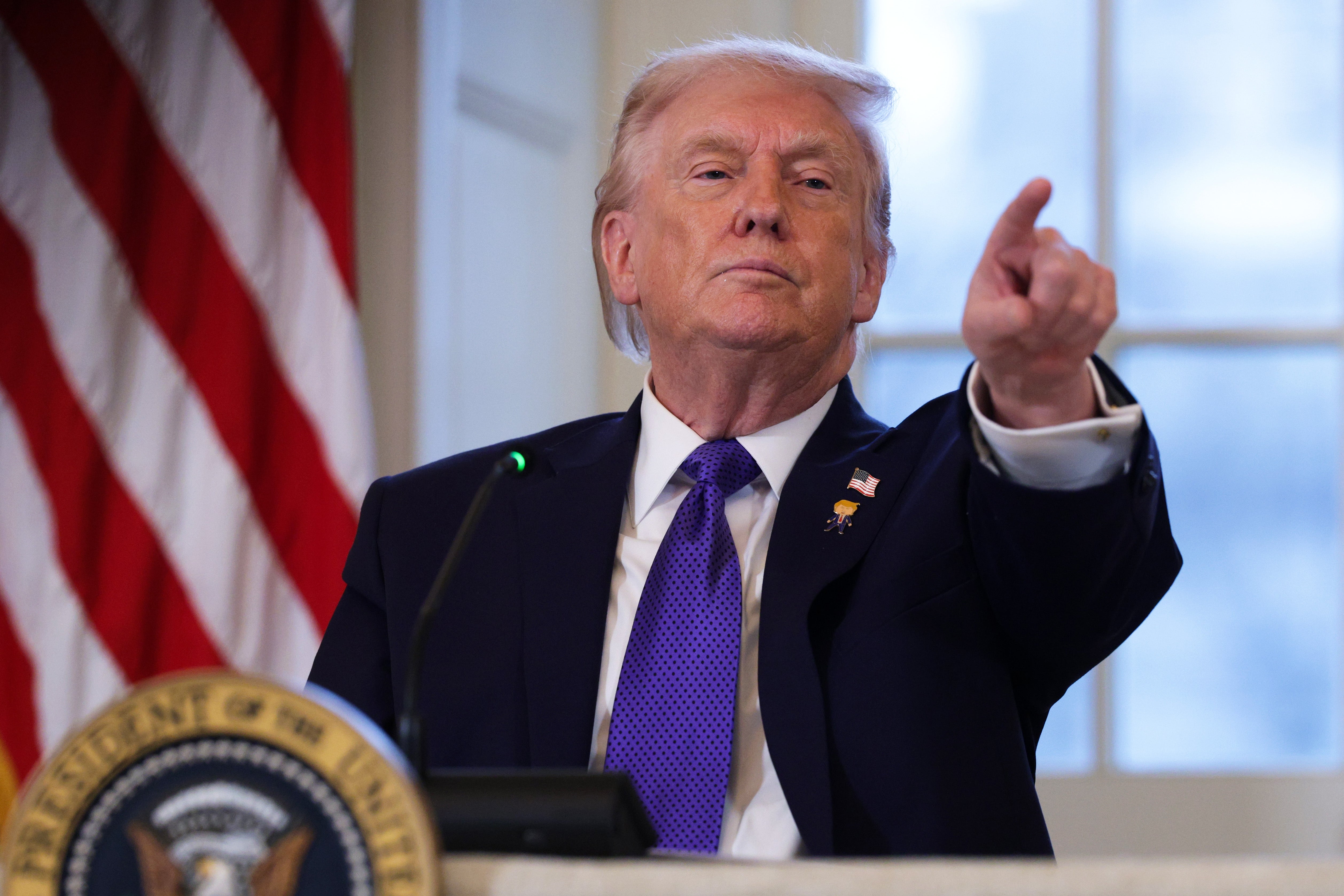 トランプ氏がホワイトハウスに新たな改装→庭園に設置されたまさかの