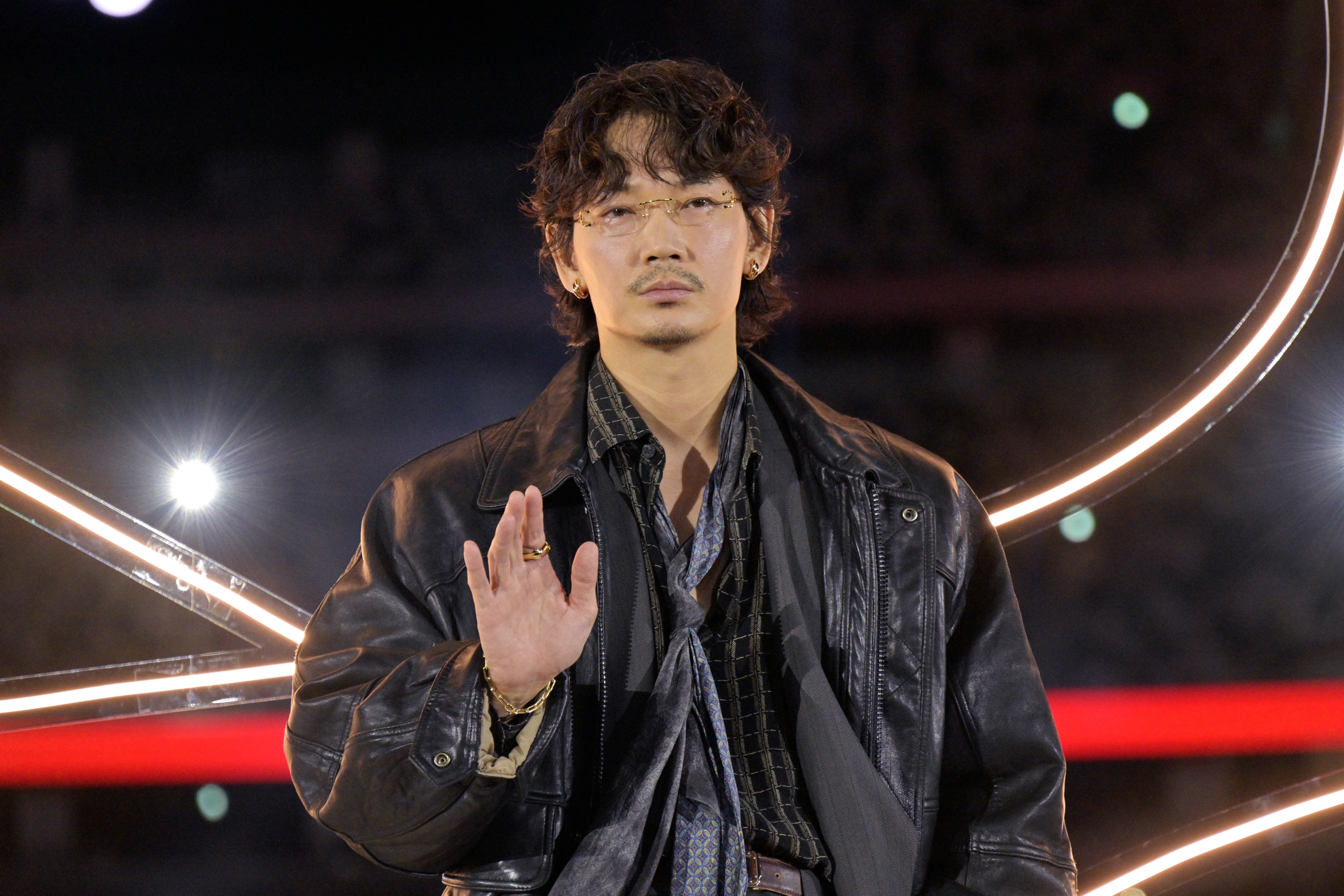 綾野剛さん（時事通信フォト）