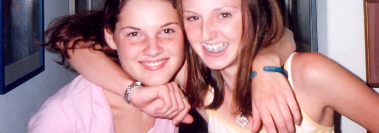 Eldest Daughters Are Sharing The "Trauma Stories" That Come With Being The First-Born, And It's Frustratingly Heartbreaking
