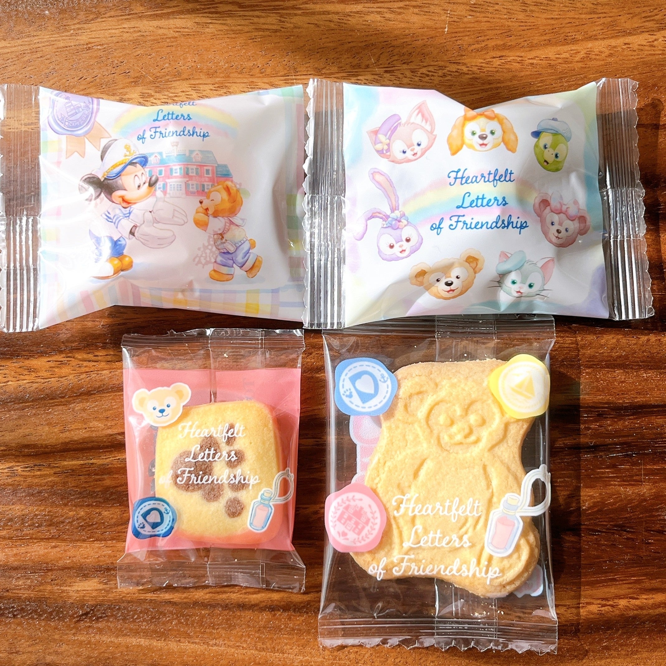 ダッフィー＆フレンズが可愛すぎ！ディズニーシーの“絵本風お菓子缶”お