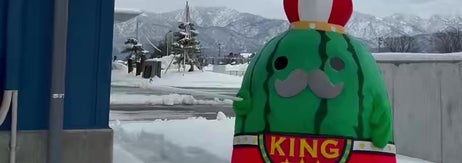 スイカの王様・ジャンボ～ル三世（ジャンボ～ル三世?富山県入善町のXアカウントより）