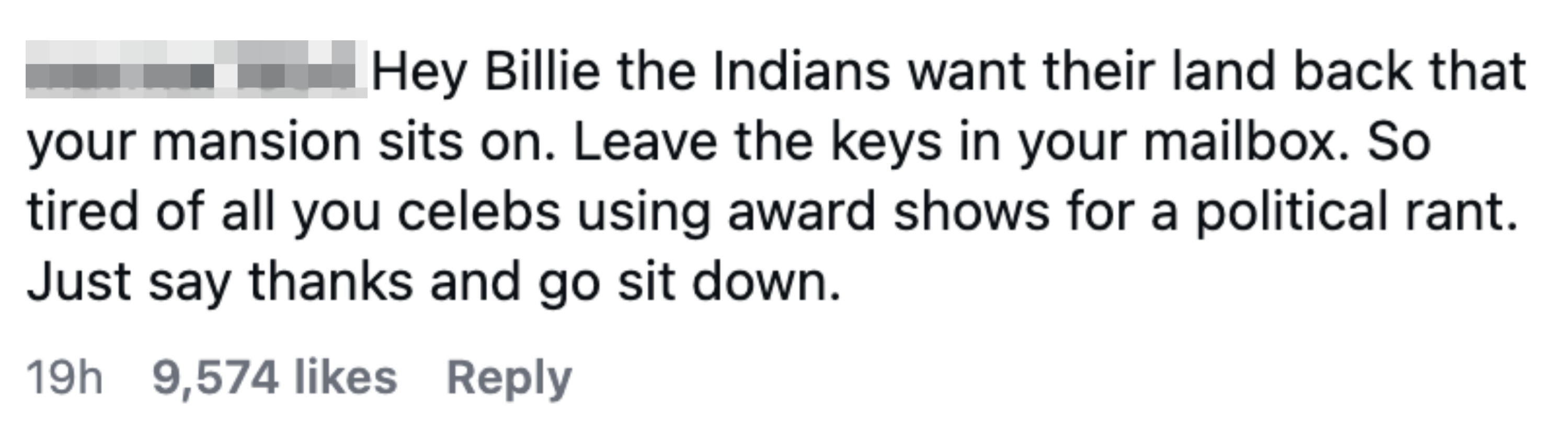 Kommentar som kritiserer en kjendis for politiske uttalelser under prisutdelinger, og foreslår å returnere land til urfolk