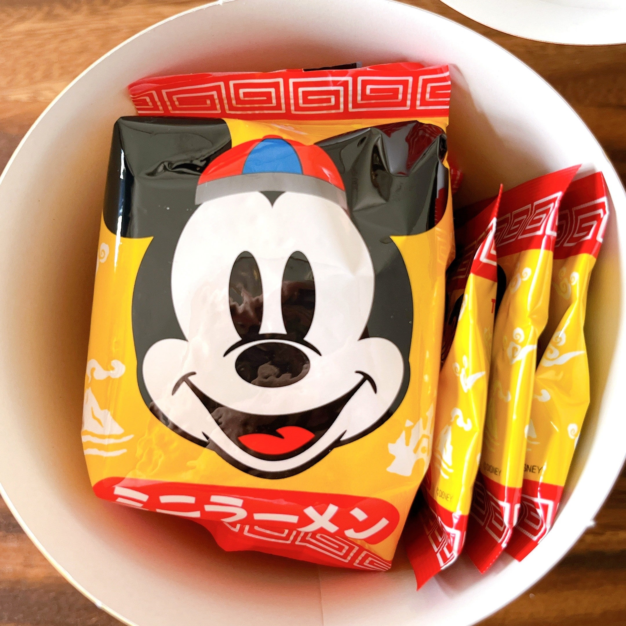 ☆希少・美品☆　東京ディズニーランド ミッキーマウスリミテッド　　限定500 個 ミッキーマウスのお誕生日をマジックショーで盛り上げよう！1937年公開