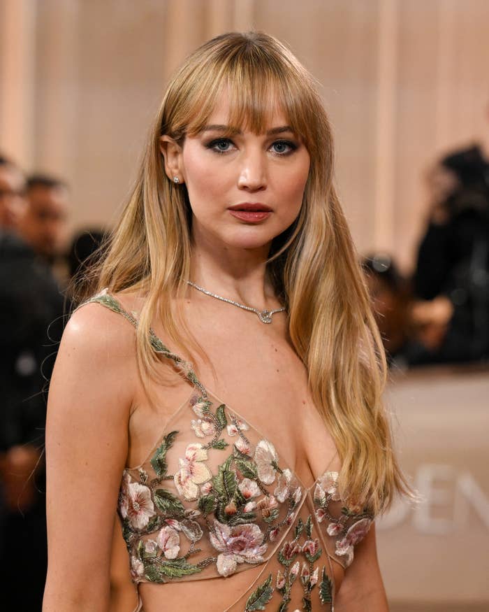 Jennifer Lawrence astatine  an event