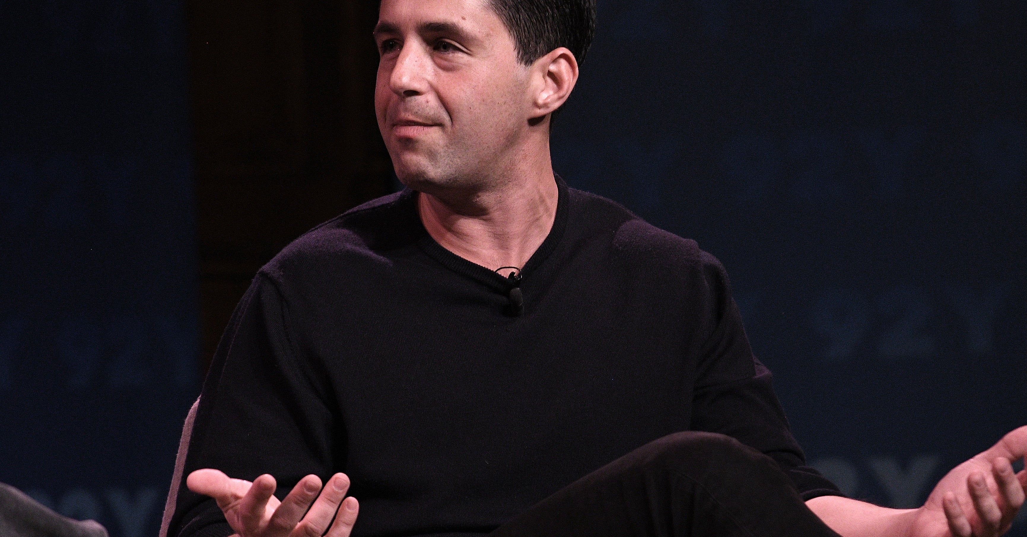 “Needlessly Rude”: Josh Peck Is Under Fire For Allegedly Mocking People Battling A House Fire