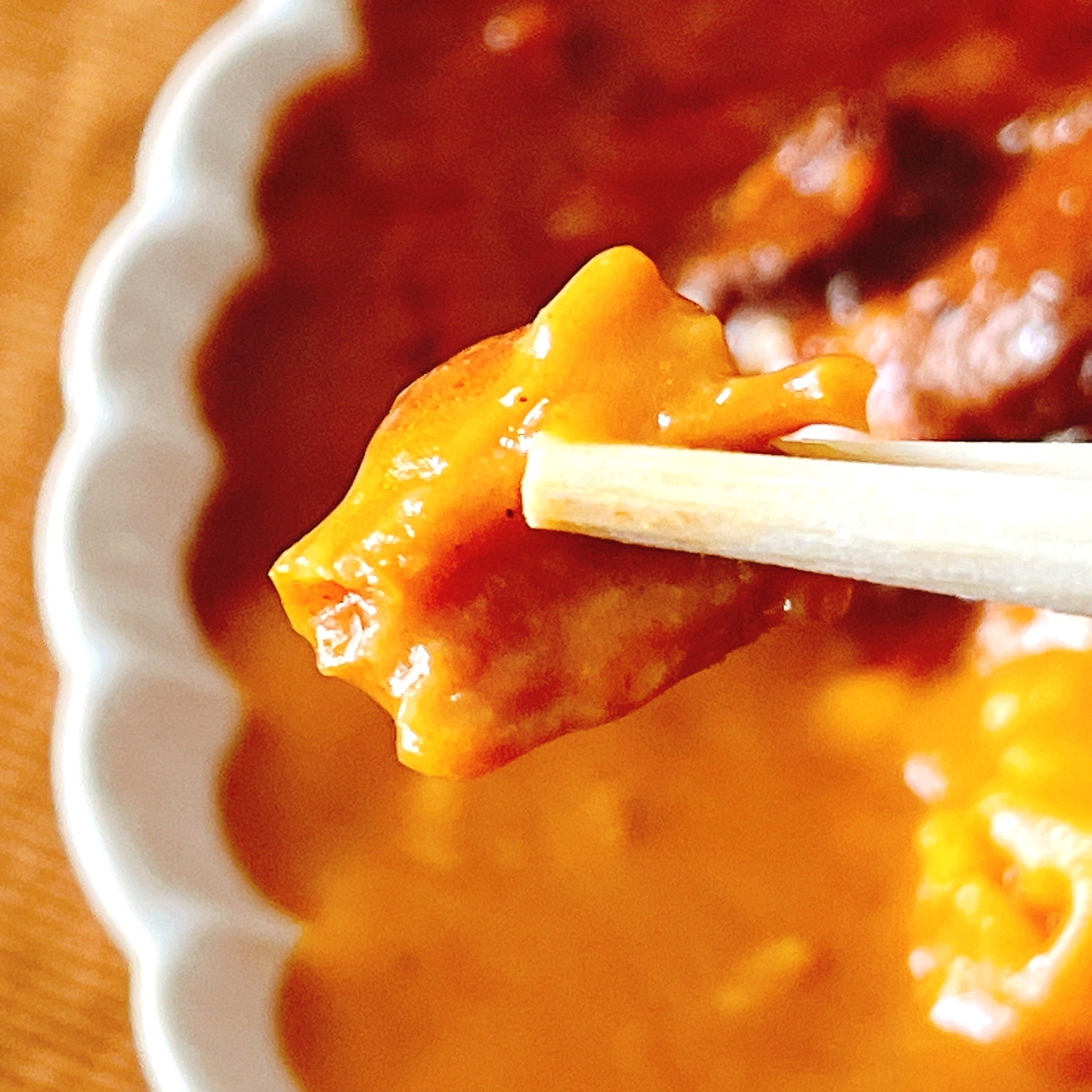 パーク内のレストランの味！900円の“ディズニーカレー”本格的で激うま