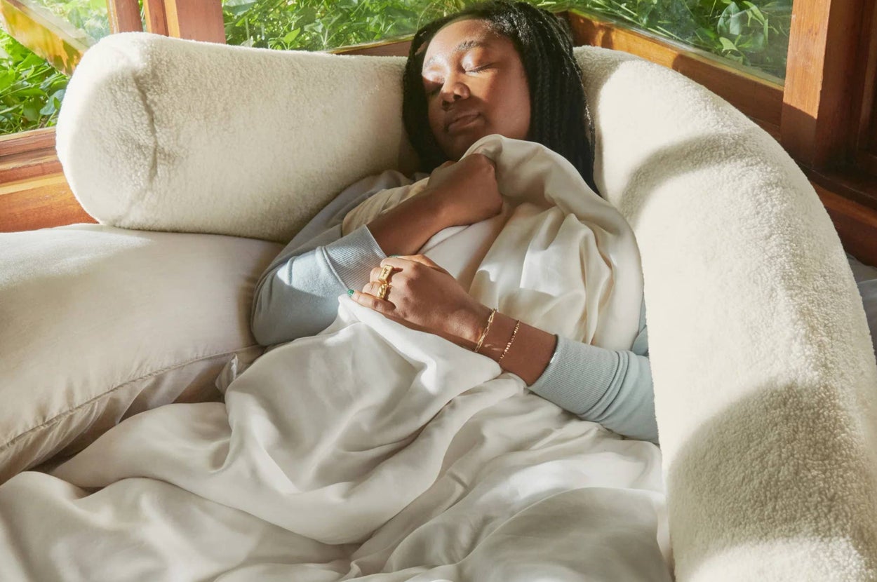 30 Things For Anyone Whose Happy Place Is Their Bedroom