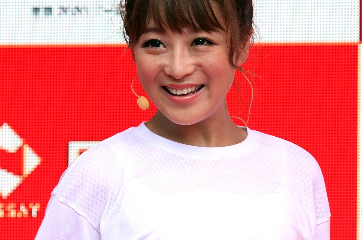 鈴木奈々さん（時事通信フォト）