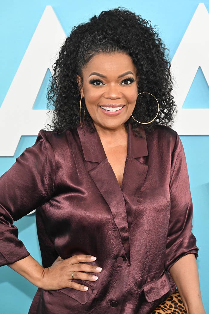 Yvette Nicole Brown astatine  an event