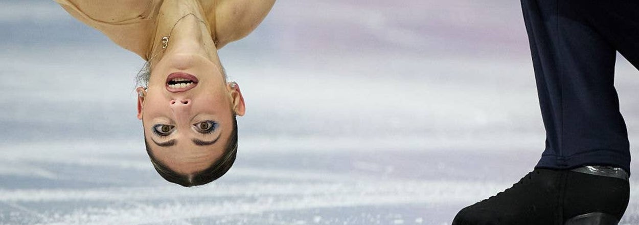 42 Pictures That Will Completely Alter Your Perception Of Figure Skating Forever, Like It's No Joke