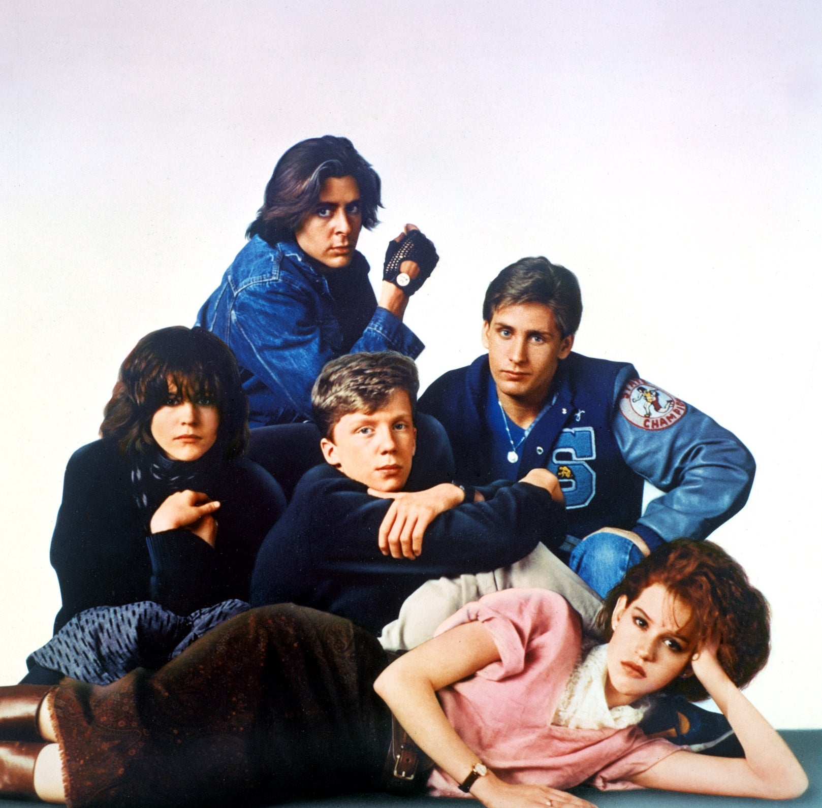 Five teens from a classical  1980s teen   movie  beryllium   and recline successful  a group, each   displaying chiseled  manner  styles from that era