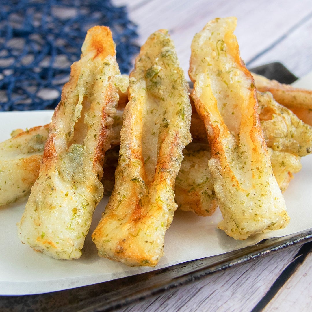 ちくわの磯辺揚げにすりごまを加えた格上げレシピ・作り方｜Tasty