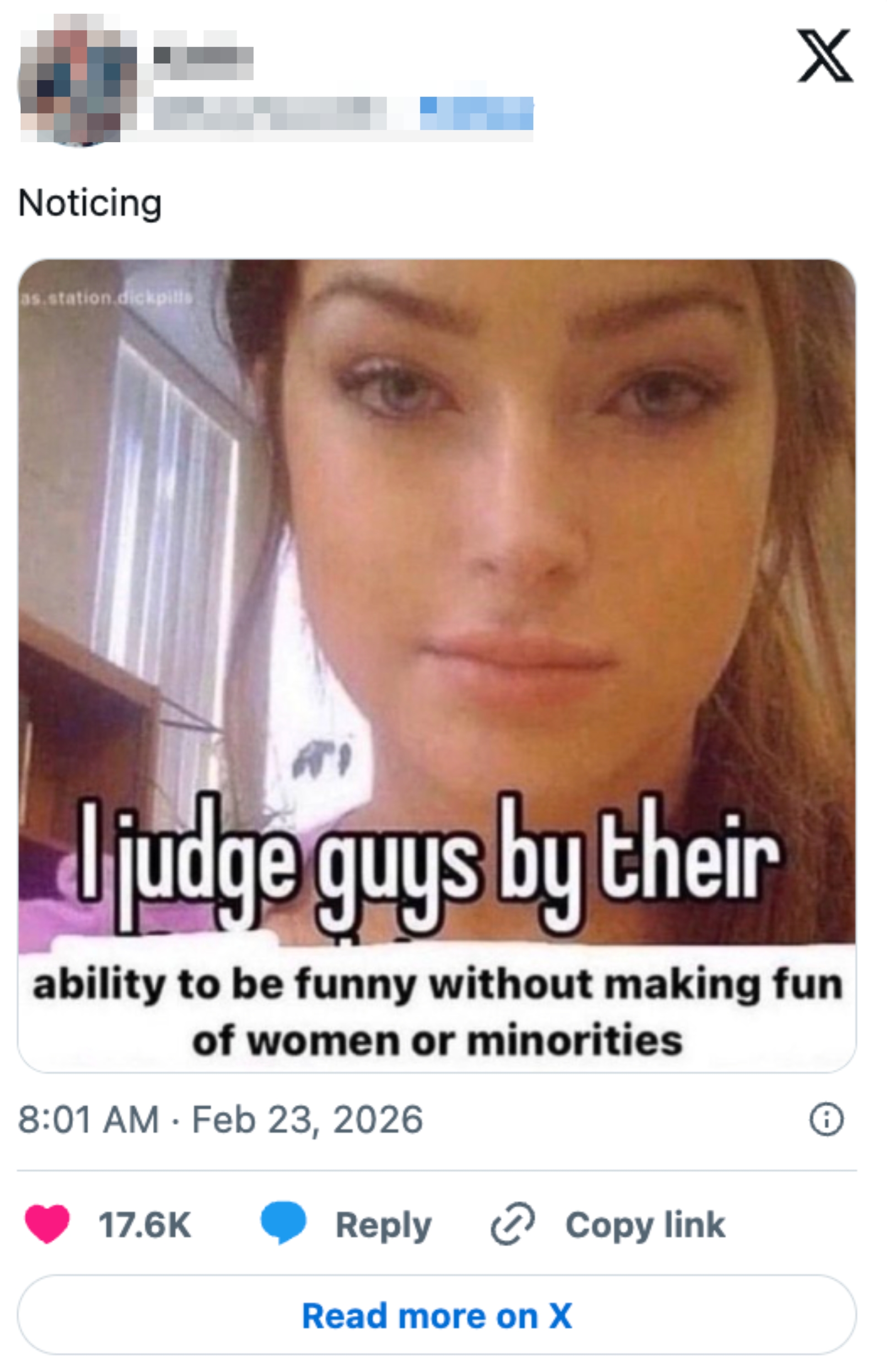 Memebilde med en ung kvinne og tekst: "Jeg dømmer gutter etter deres evne til å være morsomme uten å gjøre narr av kvinner eller minoriteter."