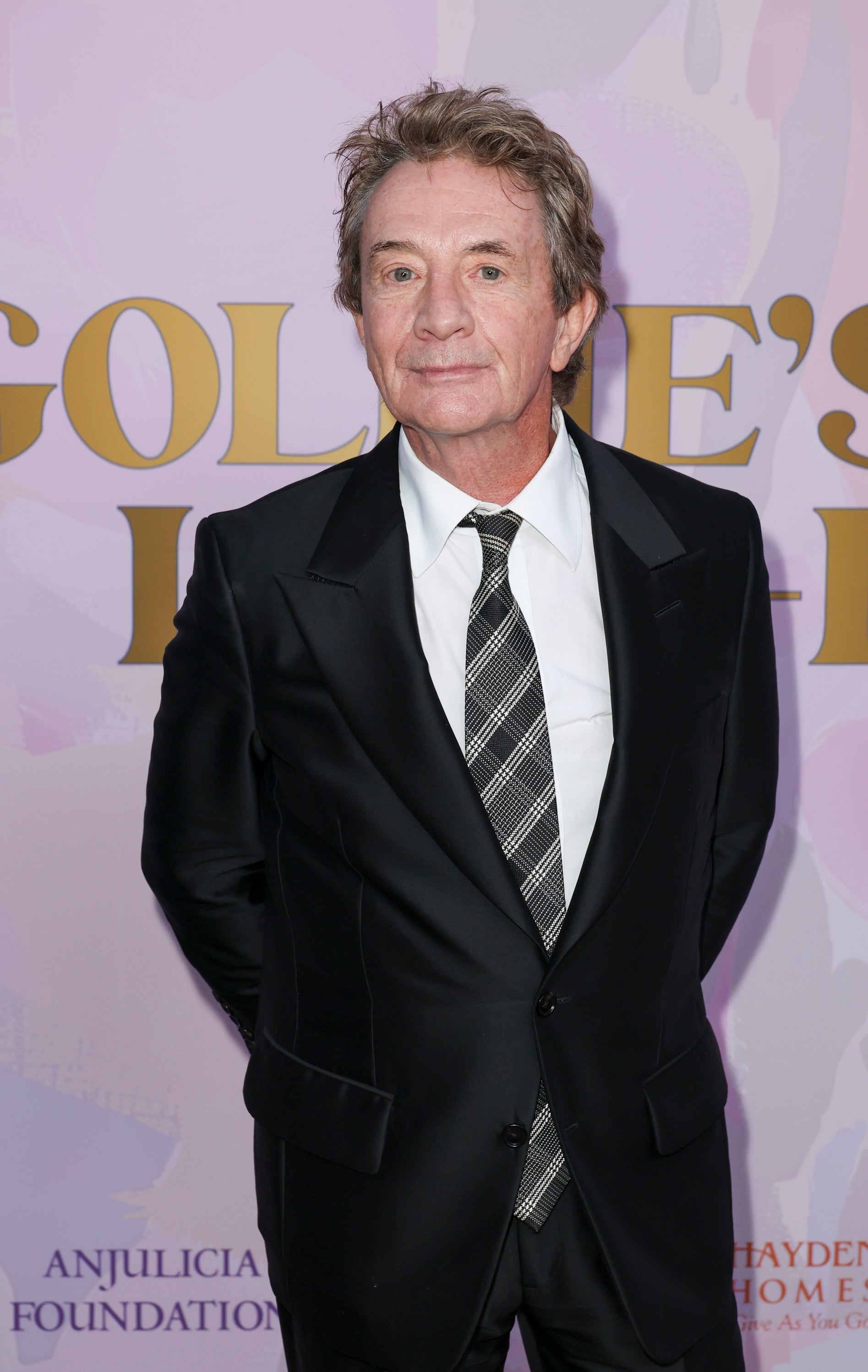 Martin på en rød løper