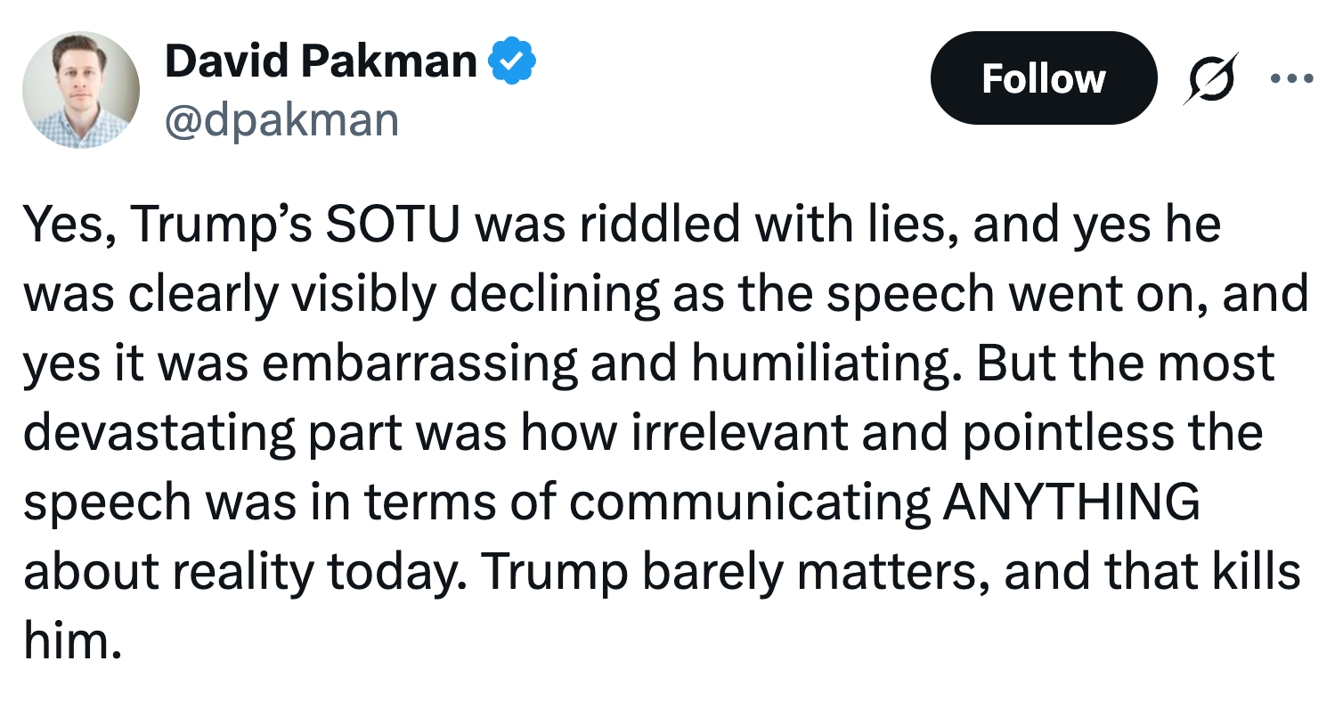 Tweet av David Pakman som kritiserer Trumps SOTU som uærlig og pinlig, og sier at den ikke klarte å kommunisere relevante realiteter