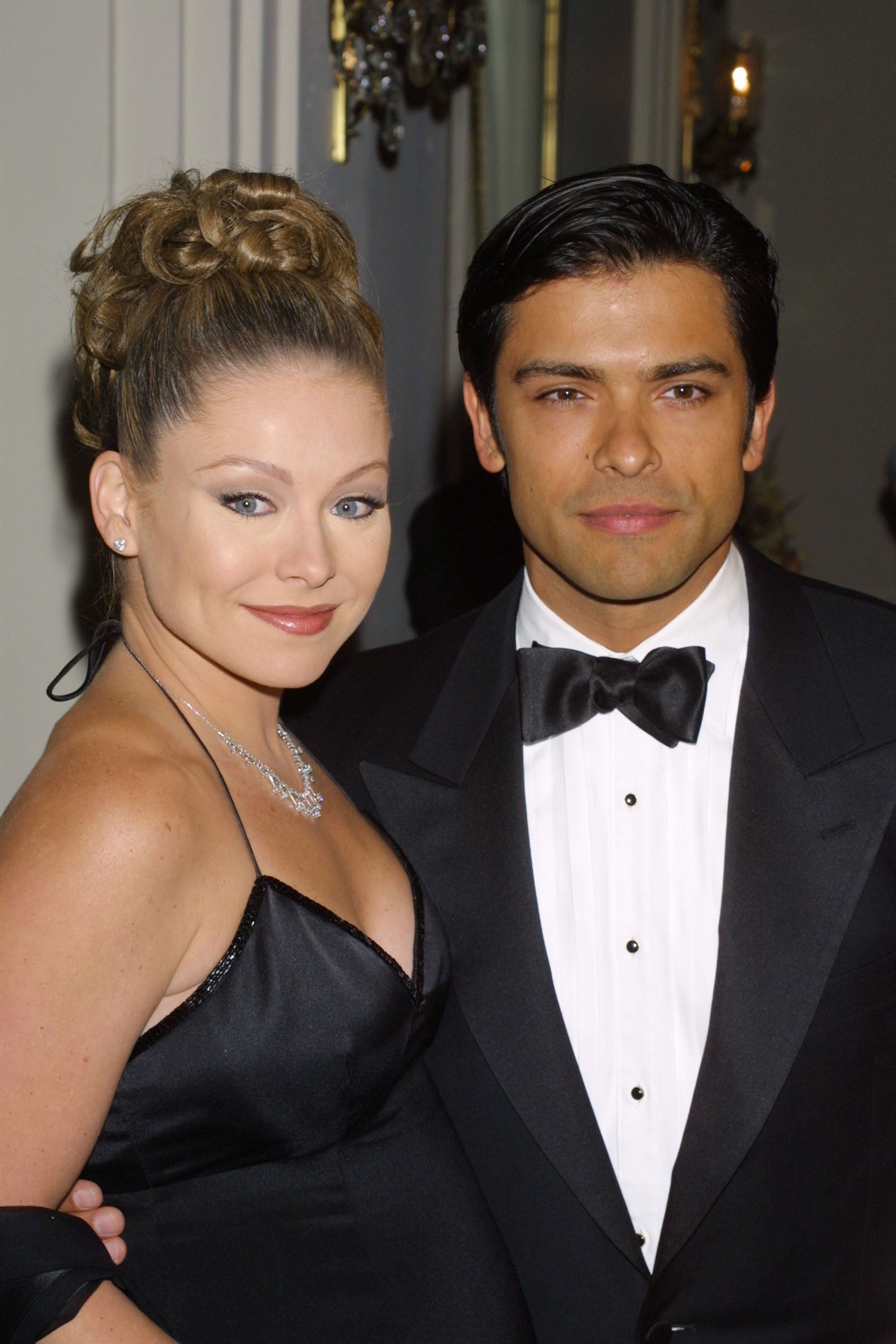 Kelly Ripa Recalls Psychic Pregnancy Reveal On Live