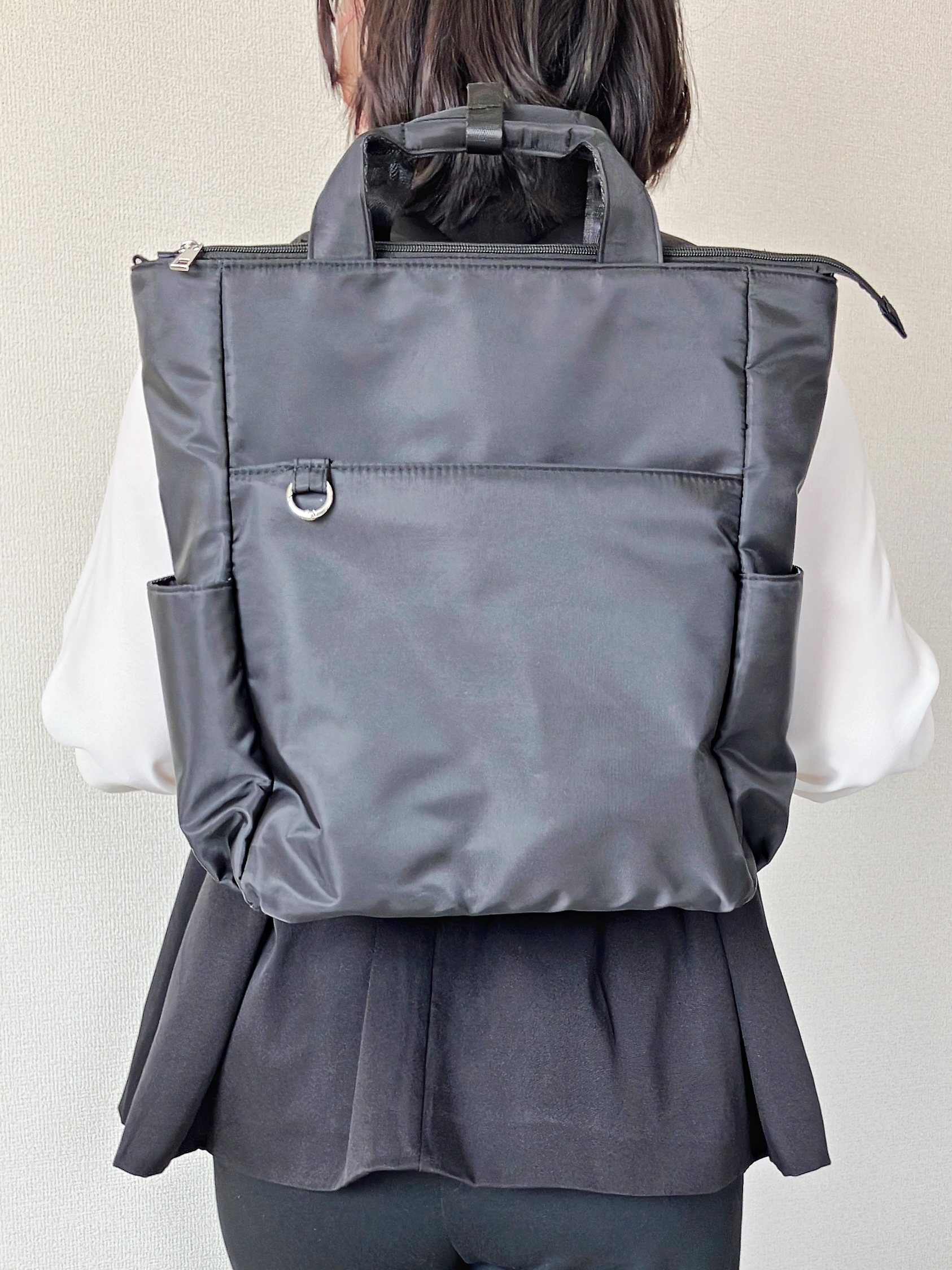 さすがに高機能すぎる！ワークマンの“3WAYバッグ”が大容量でかなり優秀！