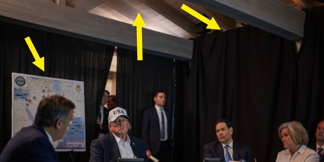 Donald Trump's Mar-A-Lago "Situation Room" Is Going Viral