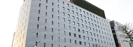 「小学館」の本社（時事）