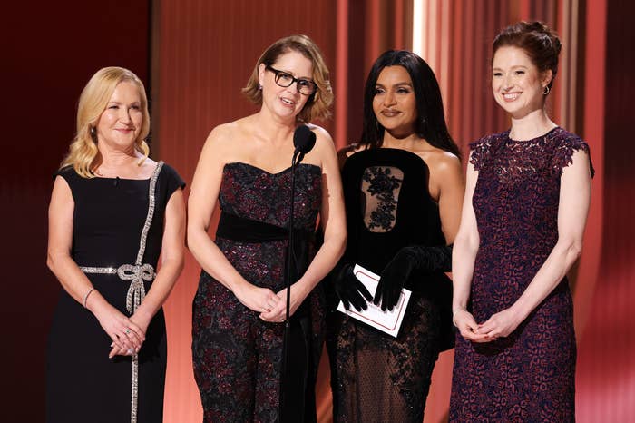 Mindy Kaling Stuns In Sheer Dress At Actor Awards Mindy Kaling Stuns In Sheer Dress At Actor Awards