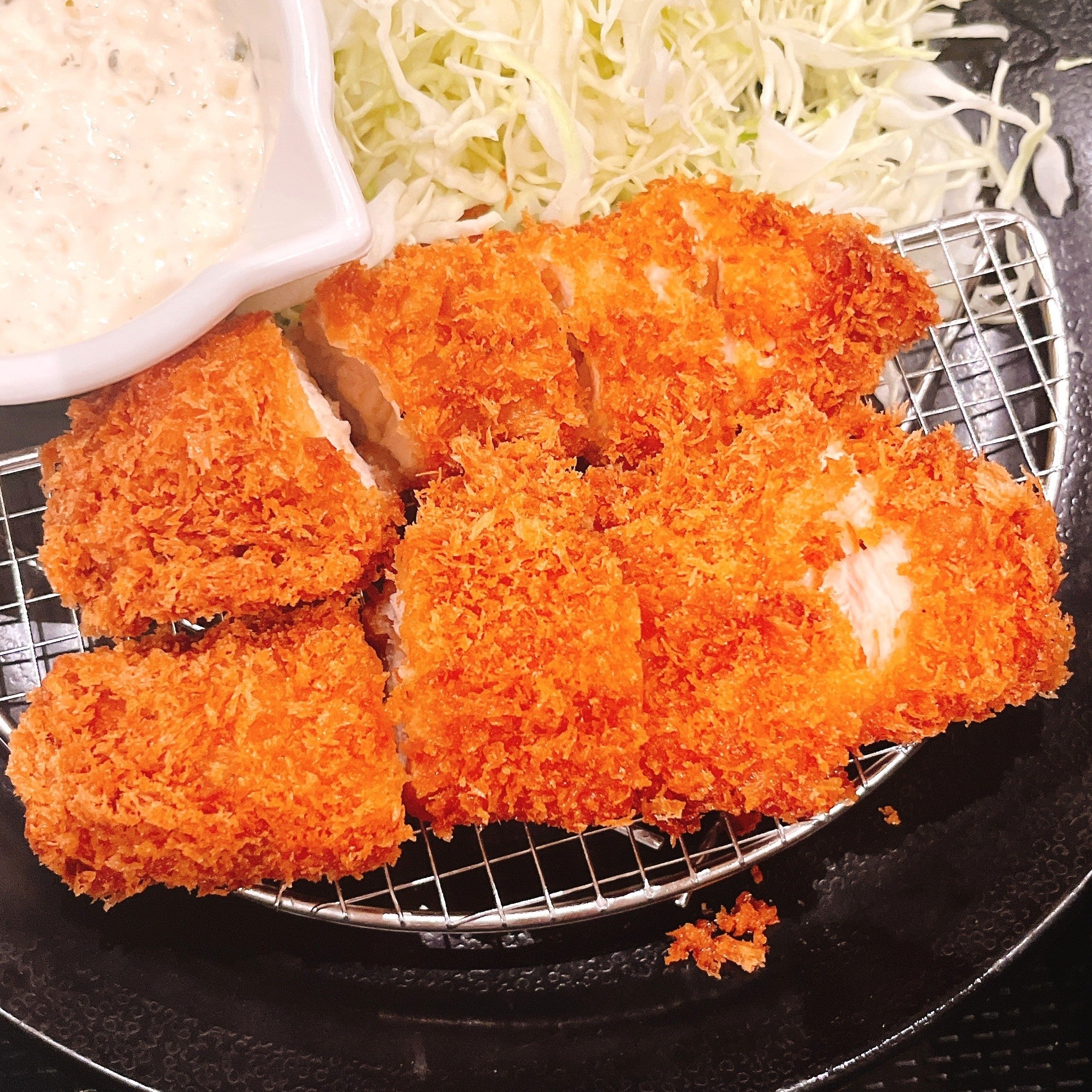 松のや】「通い詰めてる」「最高」復活した“790円カツ定食”がリピ確の