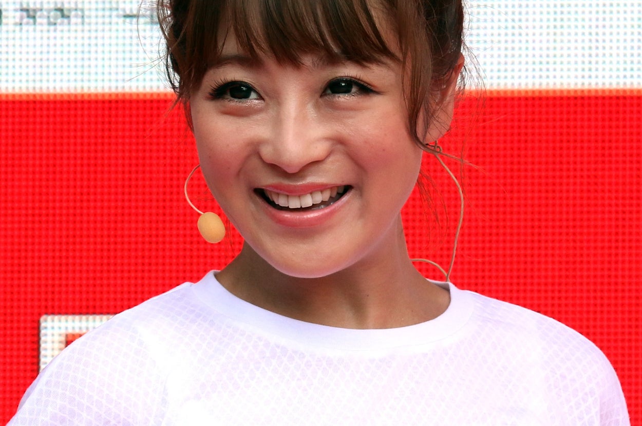 鈴木奈々さん（時事通信フォト）