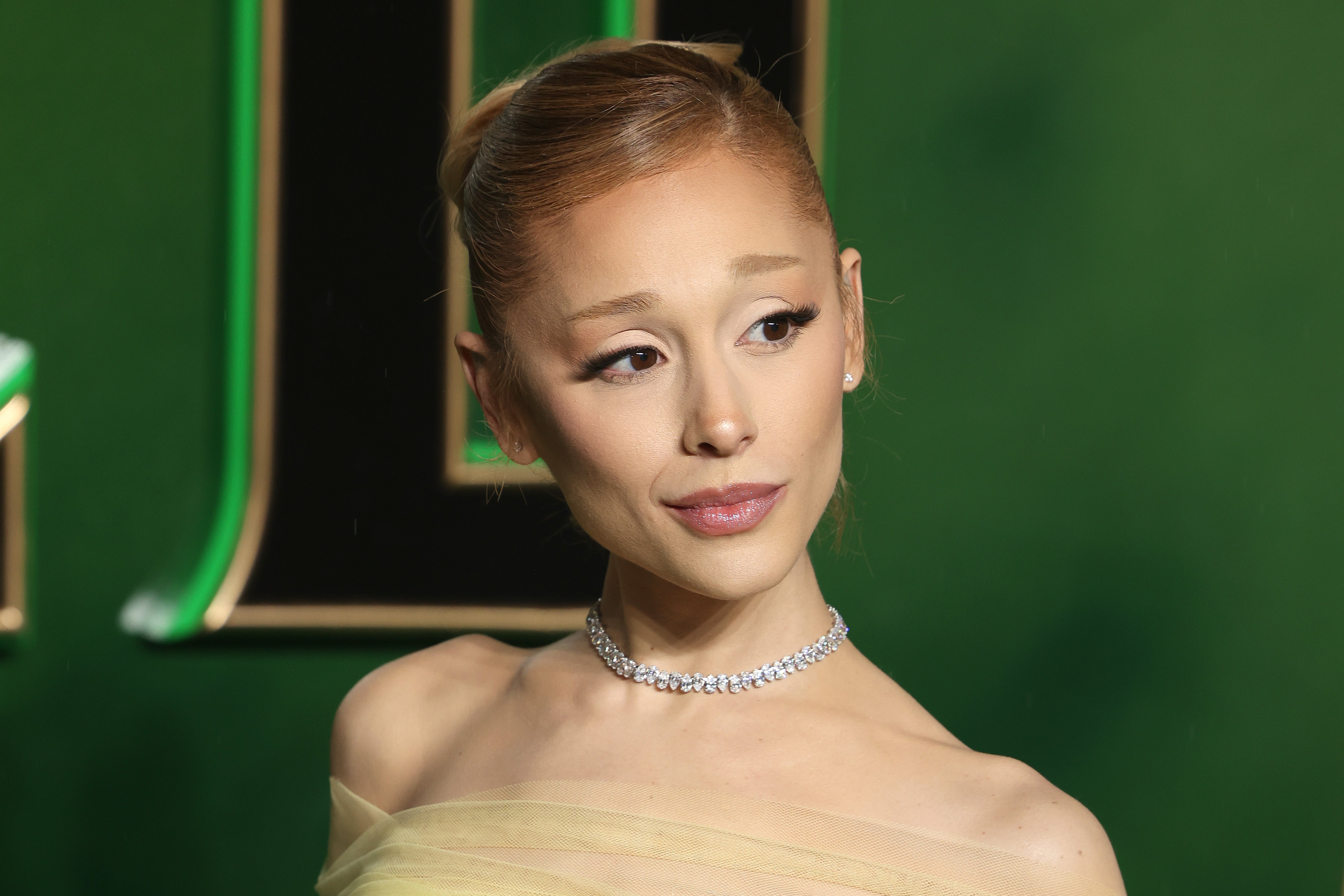 Ariana Grande Showed What Her Short, Natural Hair Looks Like, And Everyone Is Obsessed