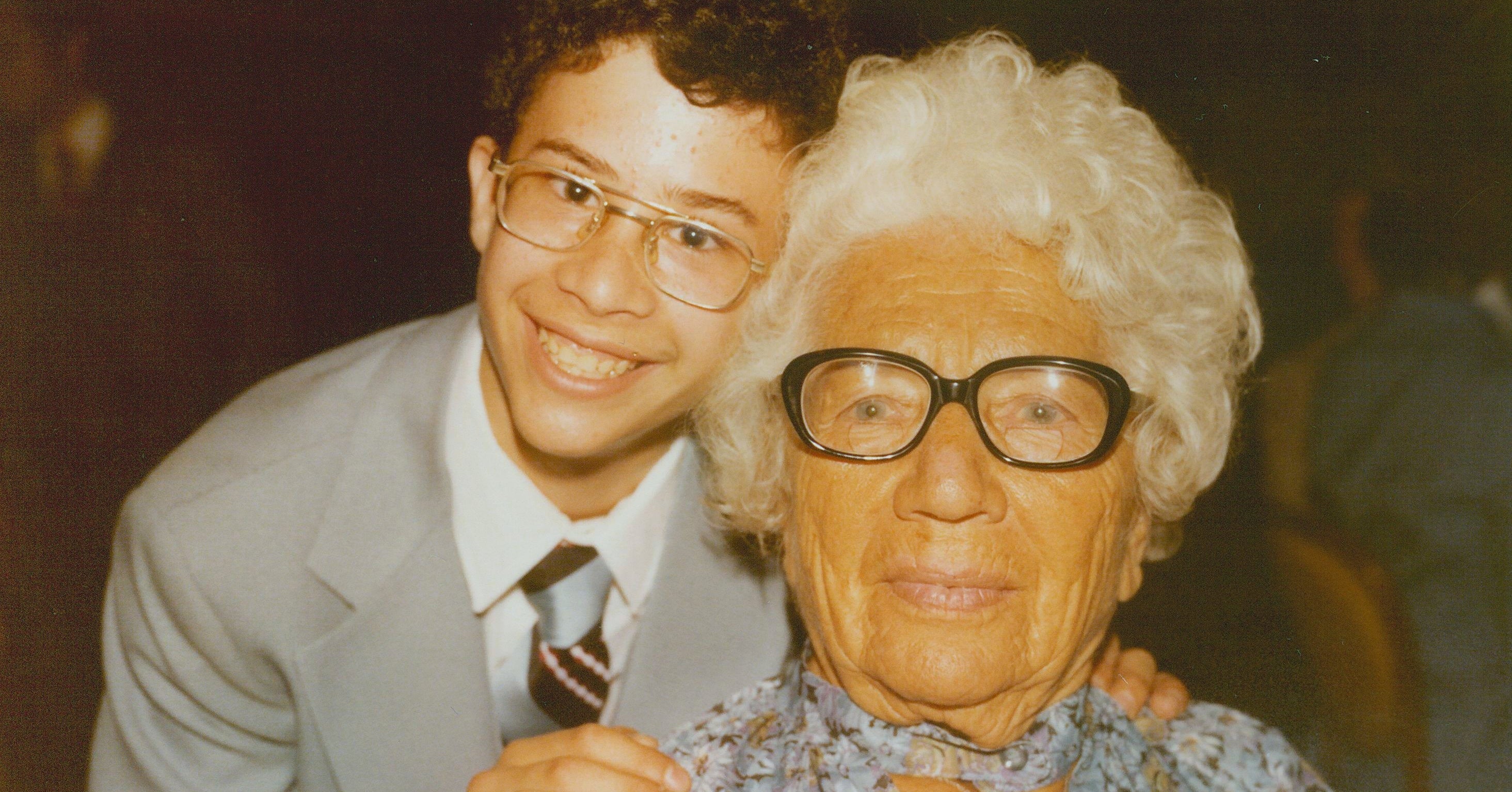 The So-Called "Old Person Smell" Is Very Real, And Here's How To Know If It Will Happen To You As You Age