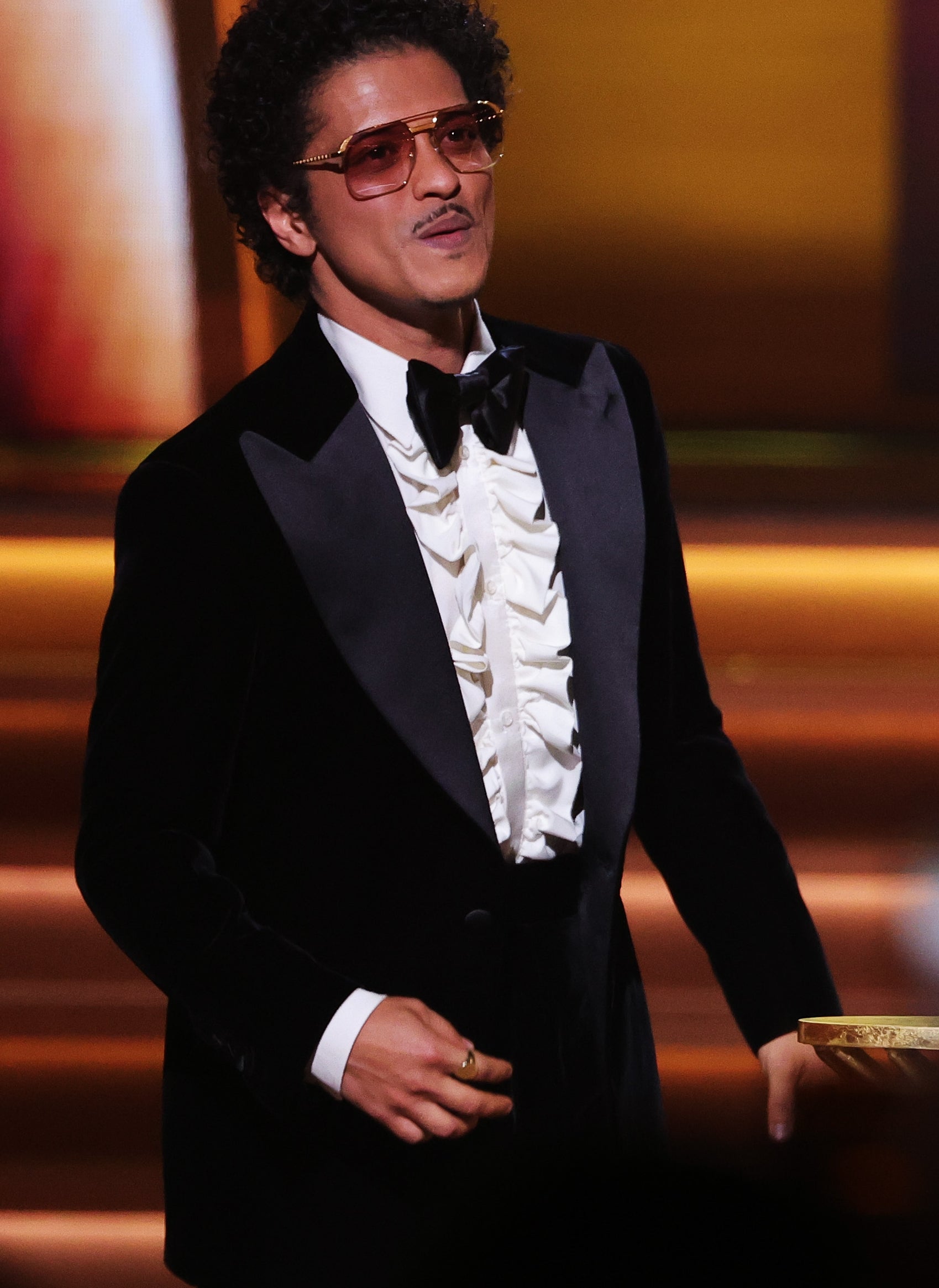 Bruno Mars connected  stage