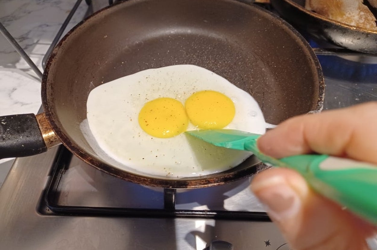 I Tried The Viral 'Frambled Eggs', And They're My New Favourite Lunch