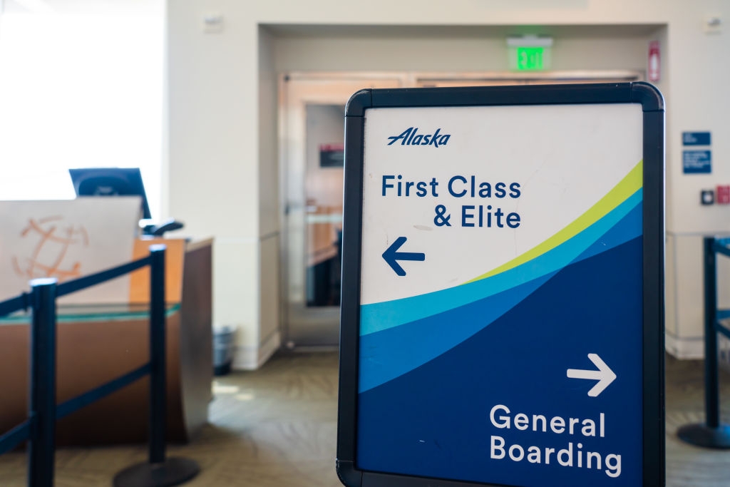 "First Class & Elite" to the left, "General Boarding" to the right