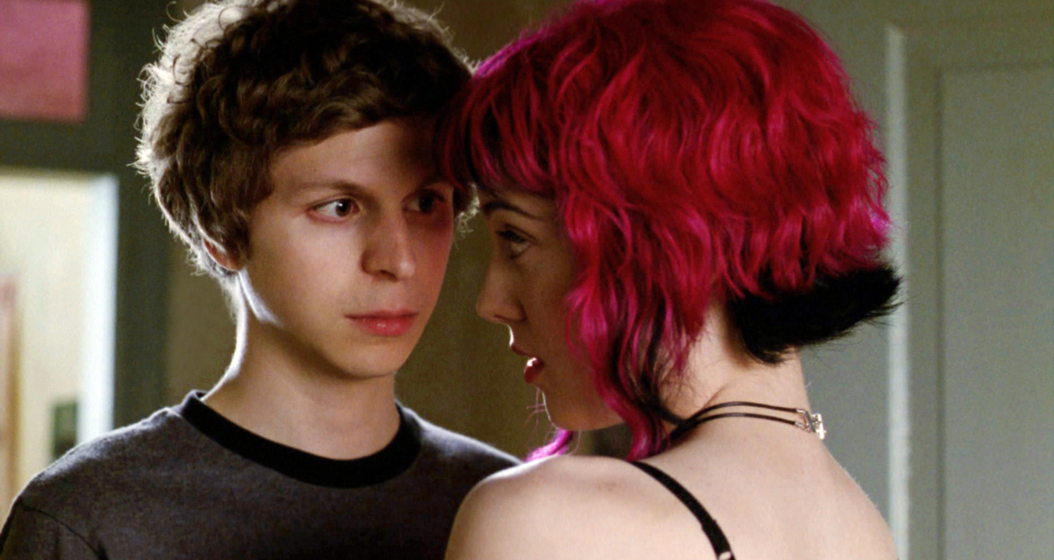 Michael Cera and Mary Elizabeth Winstead successful  a "Scott Pilgrim" scene