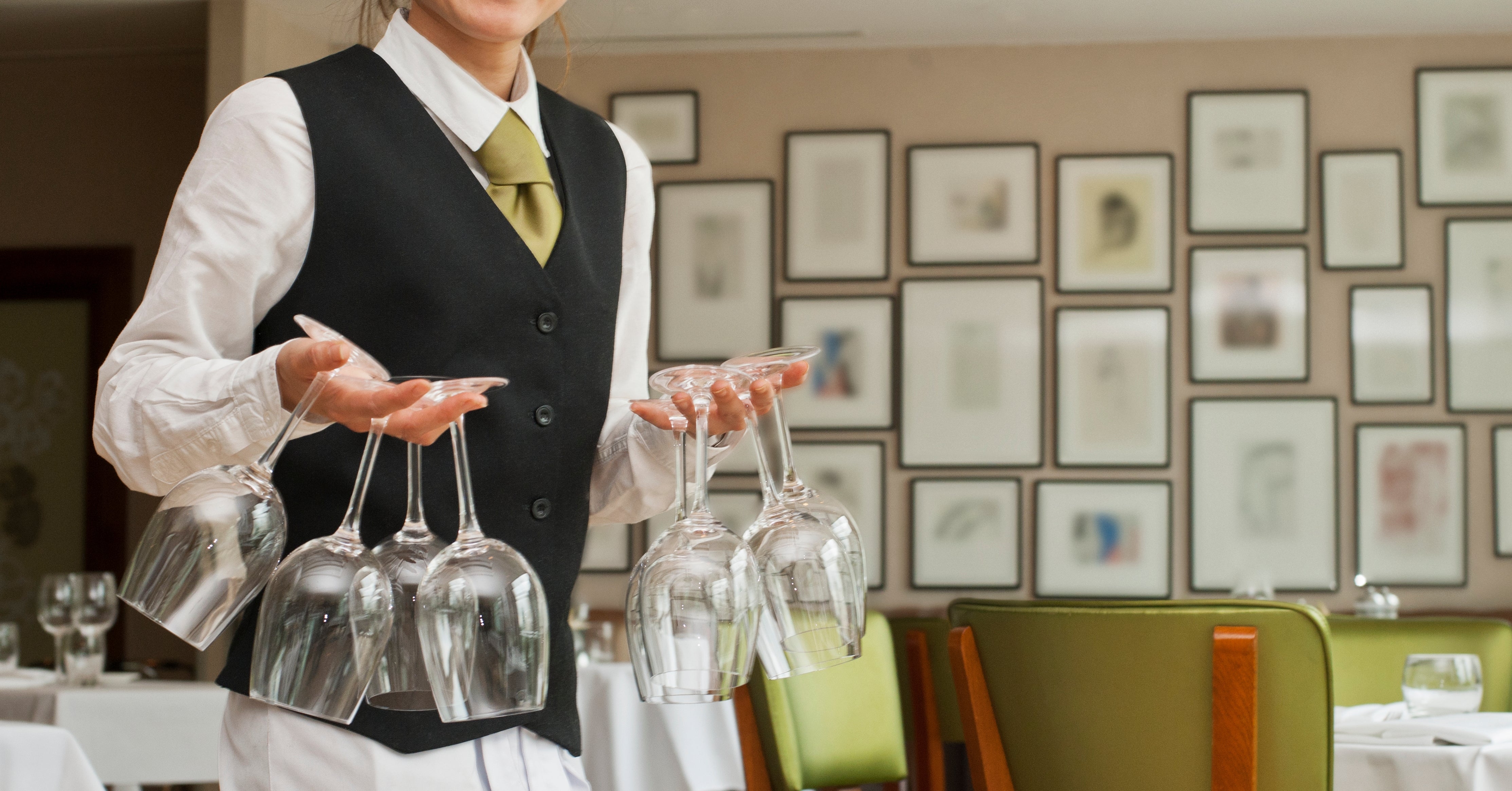 When My Career Stalled, I Got A Job At Olive Garden. I Was Shocked By What I Experienced There.