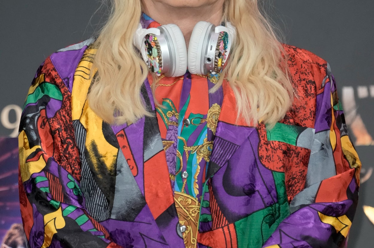 DJ KOOさん（時事通信フォト）