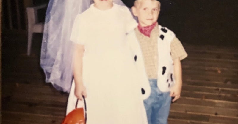 I Wrote Over 100 Letters To My Future Husband. Reading Them Now Has Been Excruciating.