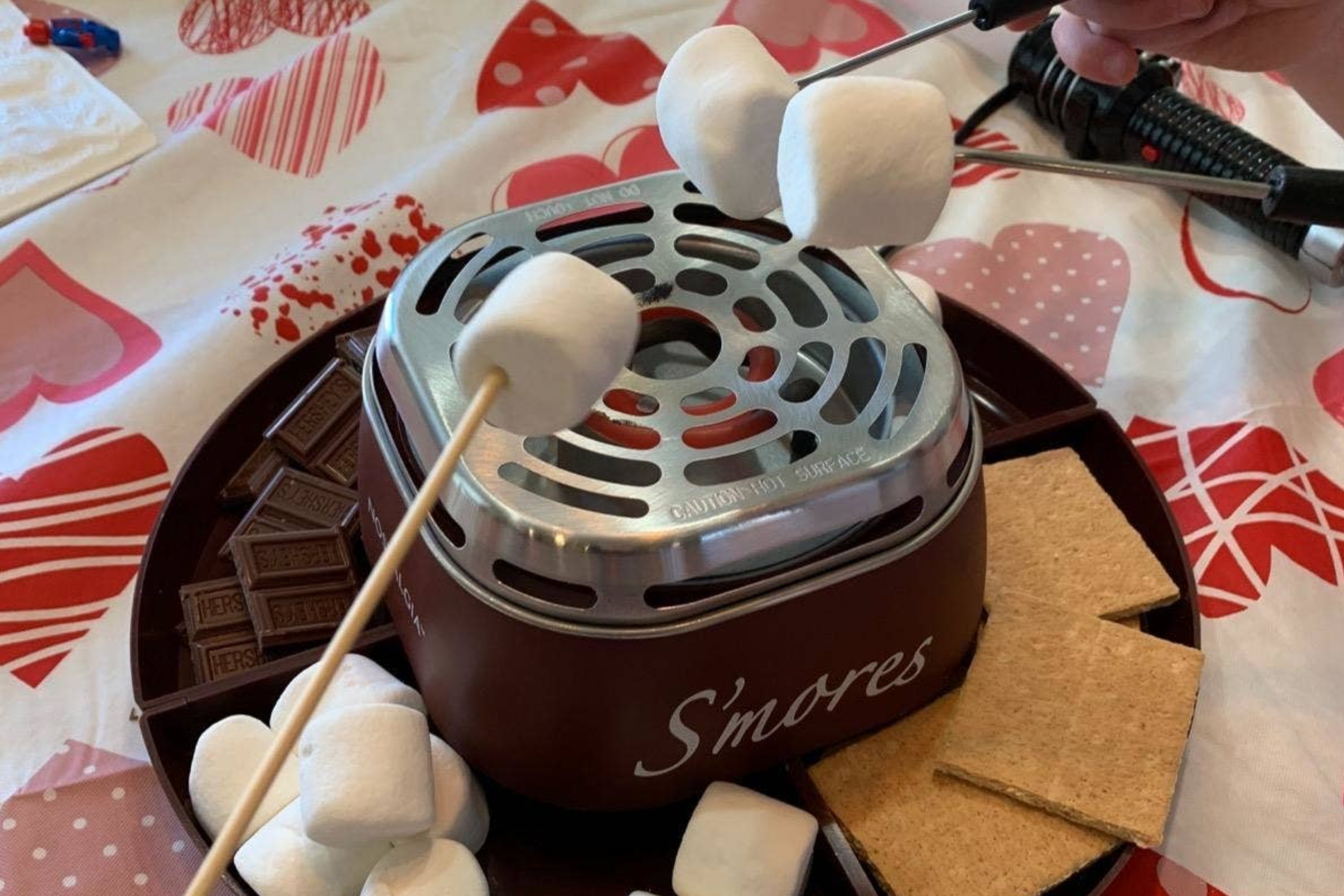 buzzfeed.com - Rebecca O'Connell - Why Go Out When These 31 Things Will Make Your Home The Ultimate Hangout Spot?