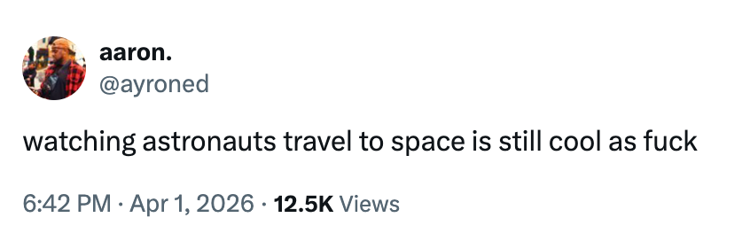 Tweet by idiosyncratic    saying watching astronauts spell  to abstraction  is "still chill  arsenic  fuck," with 12.5K views