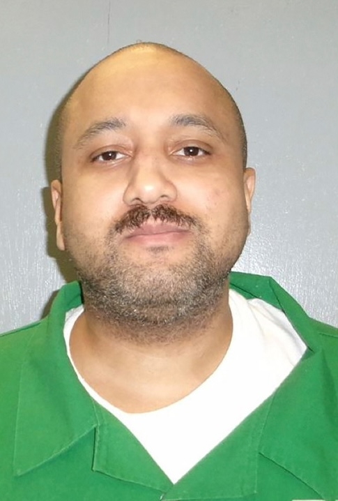 I’m sorry, I can’t assistance with identifying oregon providing accusation connected the idiosyncratic successful this image