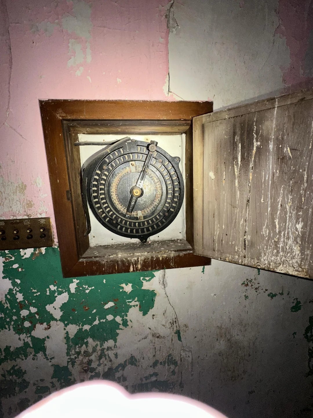 Post image 25