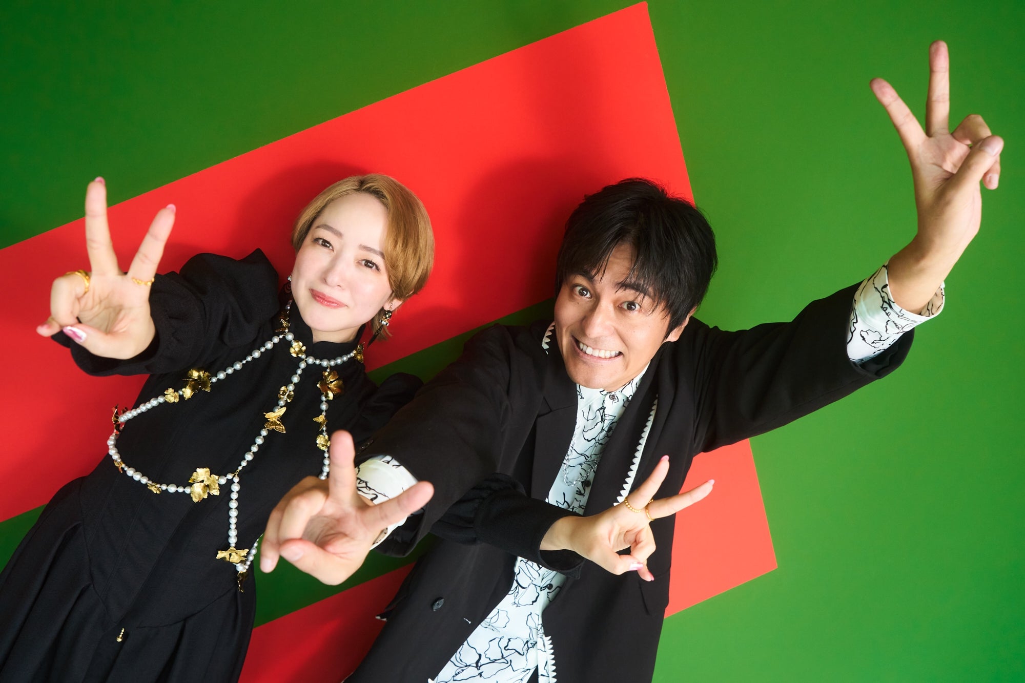 取材に応じる潘めぐみさん（左）小林親弘さん（右）（撮影：黒羽政士）