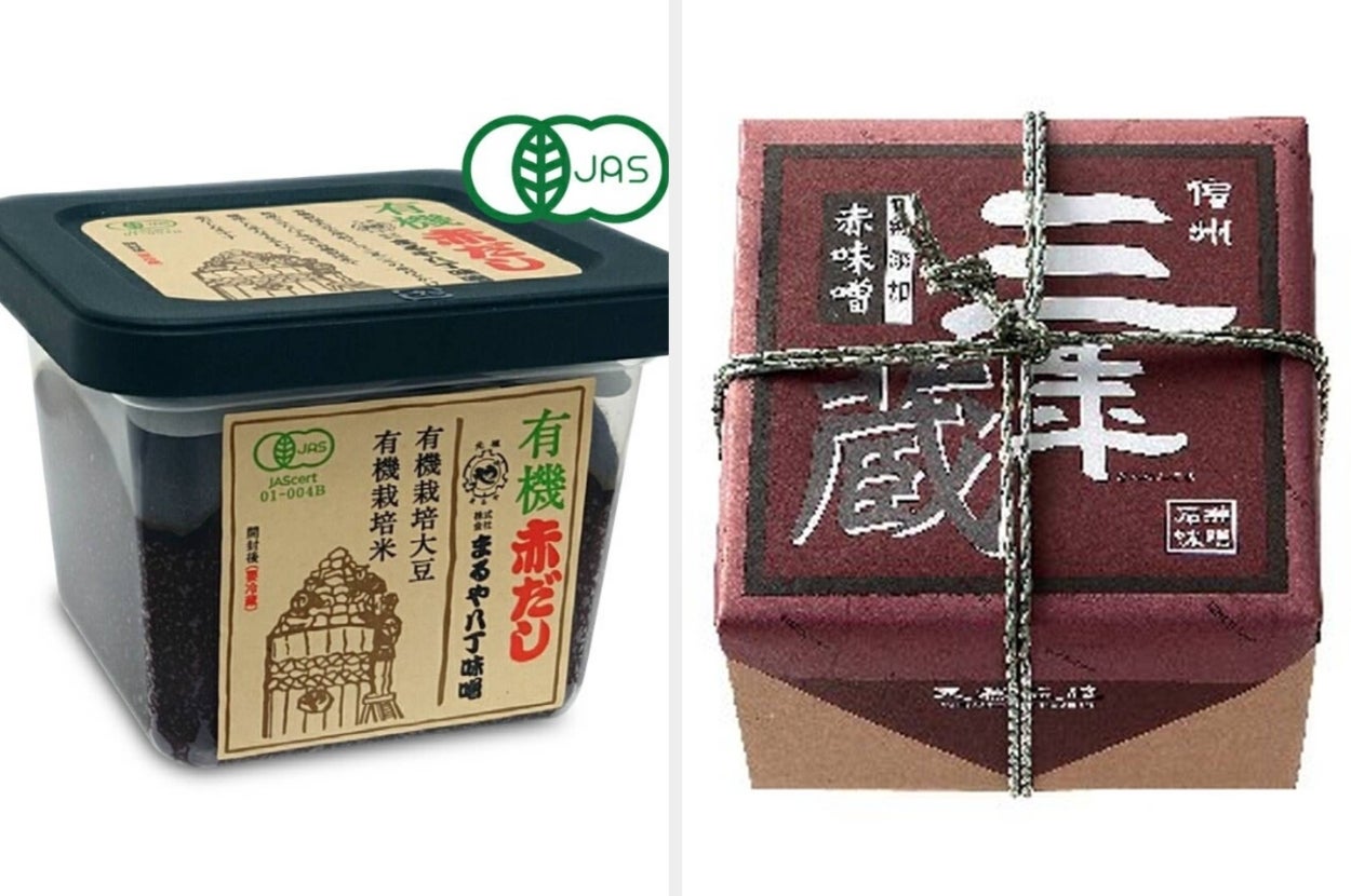 左：まるや八丁味噌 有機赤だしのパッケージ。右：石井味噌 三年蔵赤味噌のパッケージ。