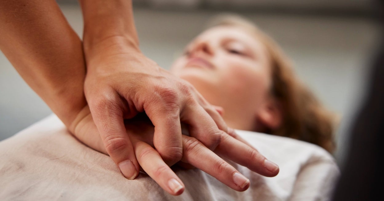 I Choked On A Piece Of Steak And Died. What I Saw In Those 3 Minutes Defies Language.