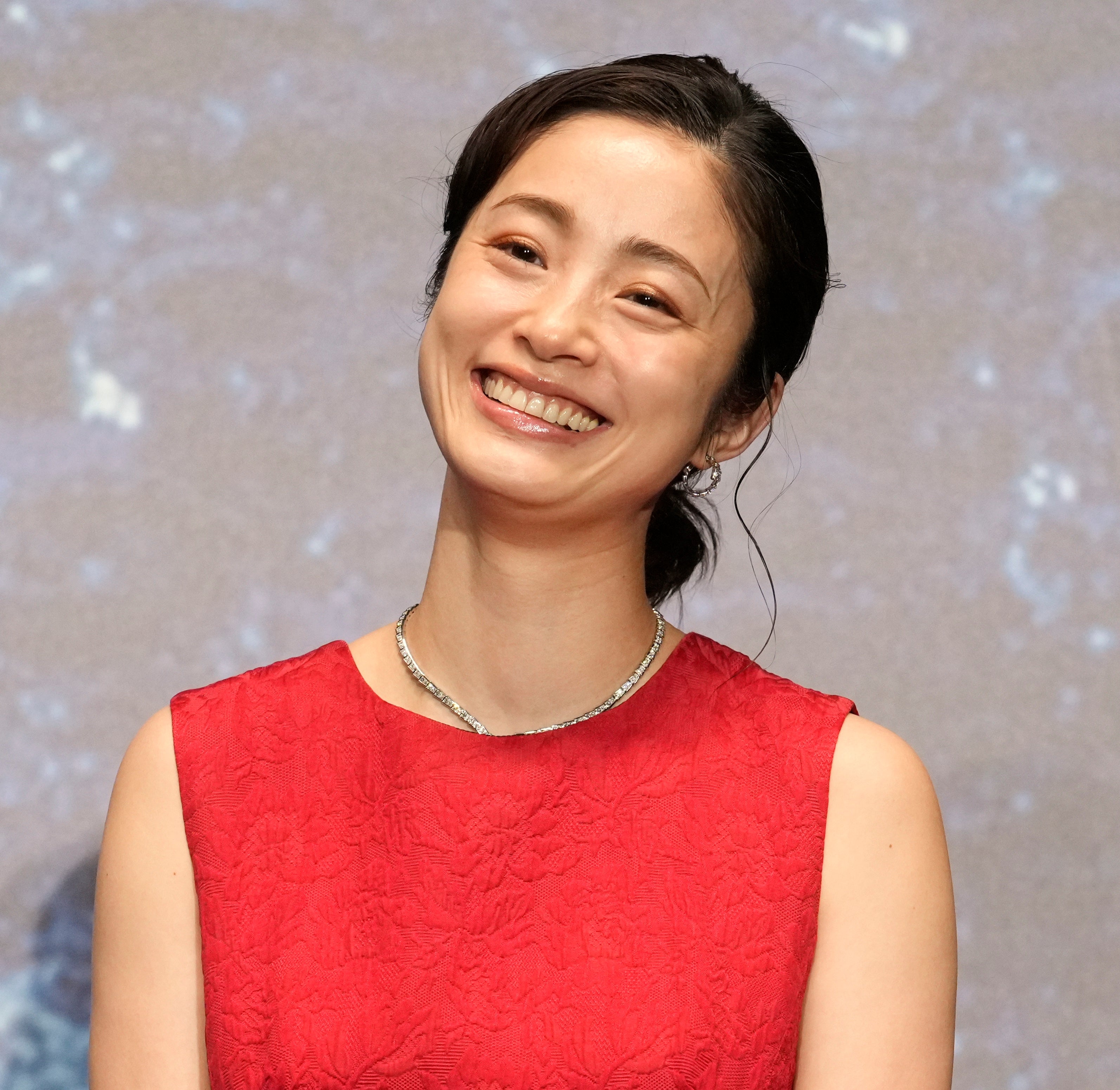 上戸彩さん（時事通信フォト）