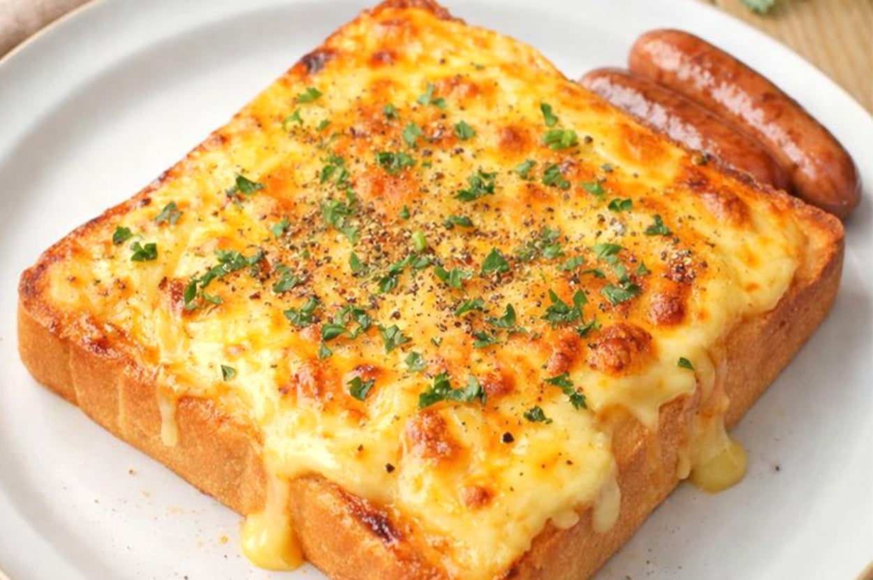 マヨたまチーズトースト