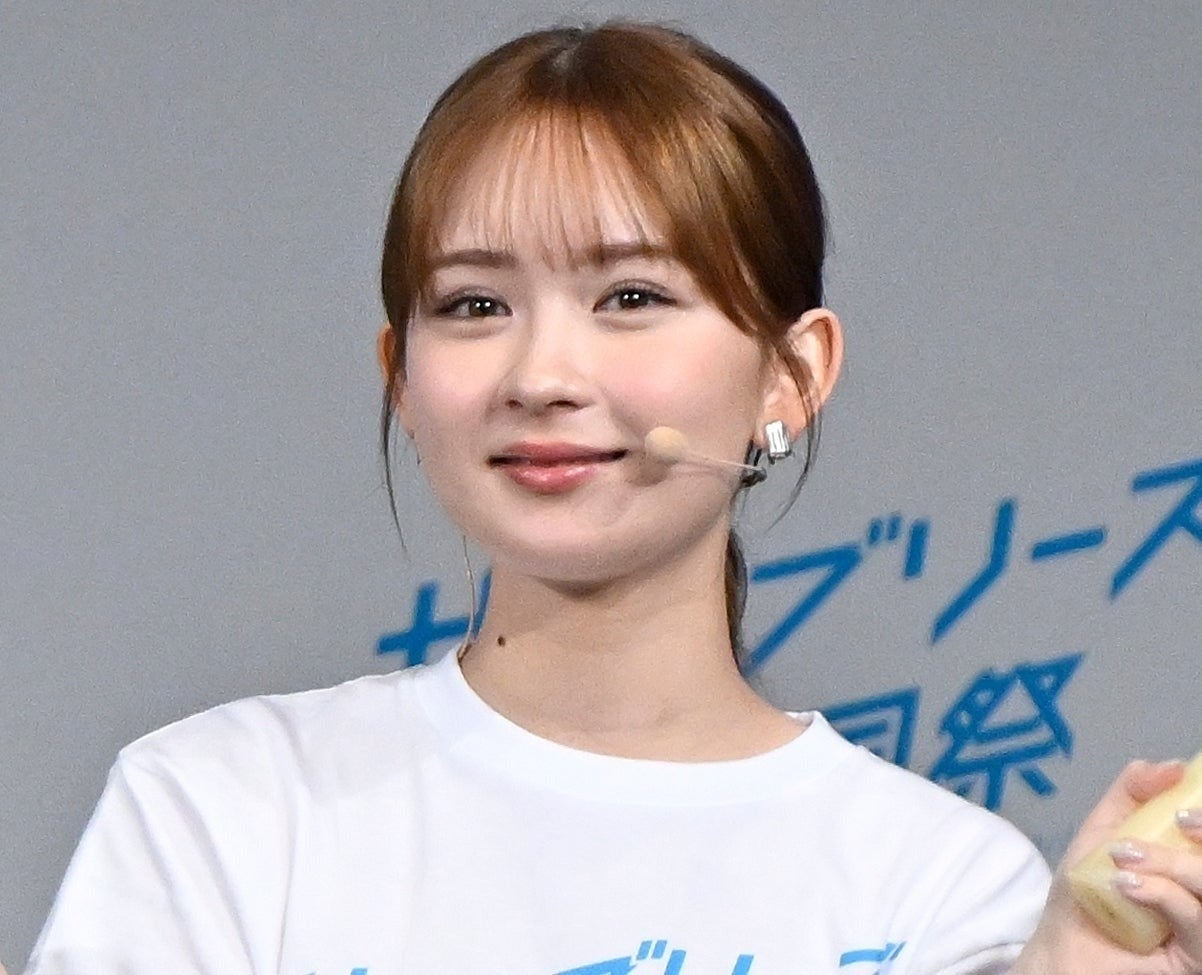 畑芽育さん（時事通信フォト）