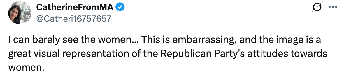 Tweet av CatherineFromMA kritiserer det republikanske partiets holdninger til kvinner, og kaller et bilde for en pinlig representasjon